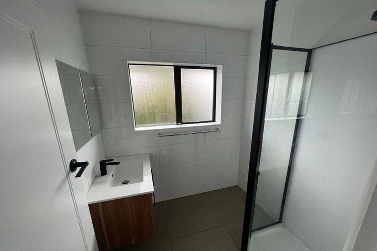 Photo of property in 42 Wimborne Crescent, Aranui, Christchurch, 8061