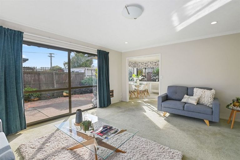 Photo of property in 2/32 Cotswold Avenue, Bishopdale, Christchurch, 8053