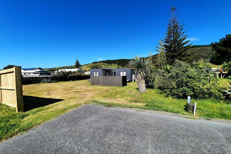 Photo of property in 11b Centreway Road, Port Waikato, 2695