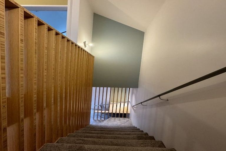 Photo of property in 76 Brougham Street, Mount Victoria, Wellington, 6011