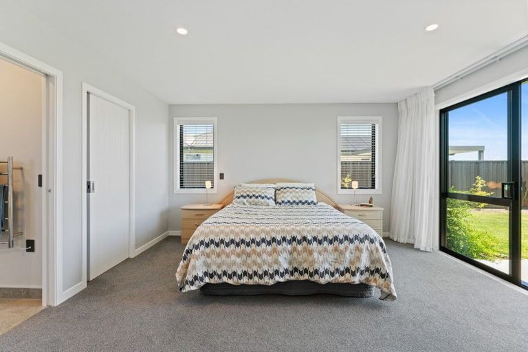 Photo of property in 28 Maunganamu Drive, Wharewaka, Taupo, 3330