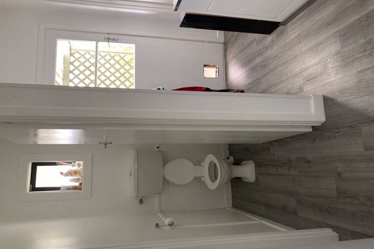 Photo of property in 61 Half Mile Road, Tuatapere, 9620