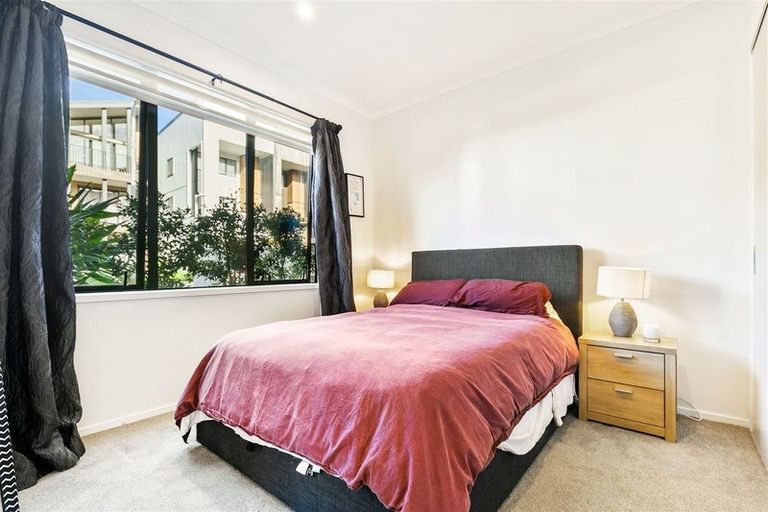 Photo of property in 64 Rangihina Road, Hobsonville, Auckland, 0616