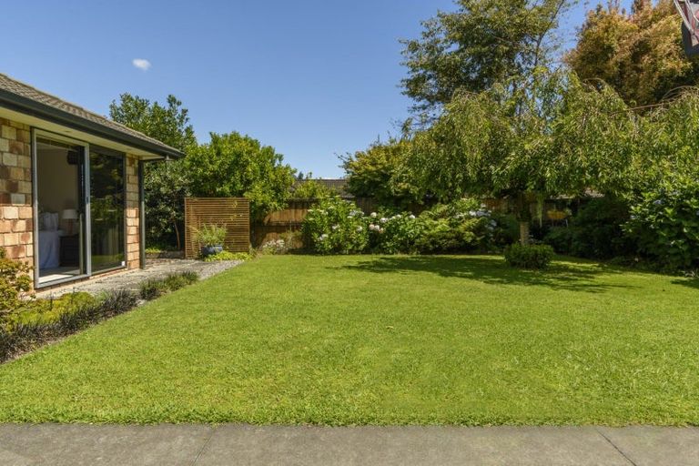 Photo of property in 24 Hansard Place, Bethlehem, Tauranga, 3110