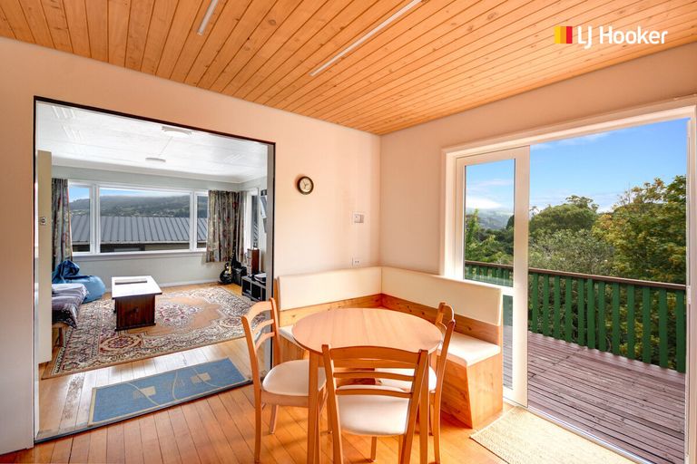 Photo of property in 15 Porterfield Street, Macandrew Bay, Dunedin, 9014