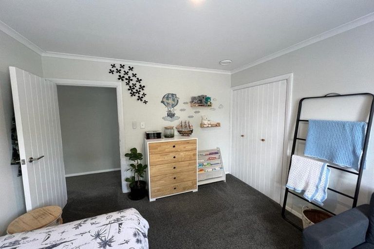 Photo of property in 6 Princess Street, Martinborough, 5711