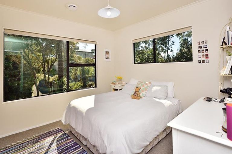 Photo of property in 1/14 Hastings Road, Mairangi Bay, Auckland, 0630