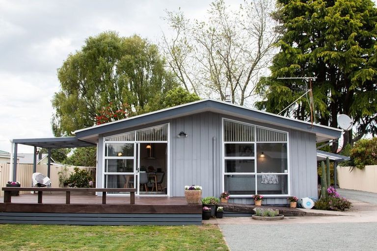 Photo of property in 11 Uta Street, Utuhina, Rotorua, 3015