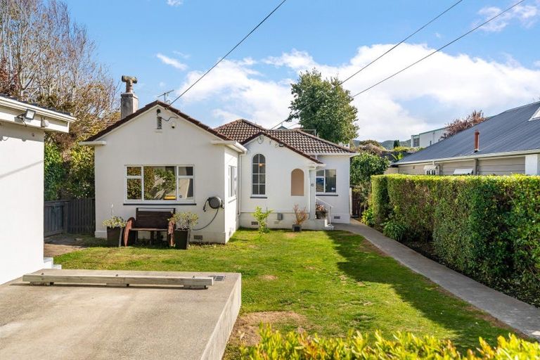 Photo of property in 6 Monaghan Avenue, Karori, Wellington, 6012