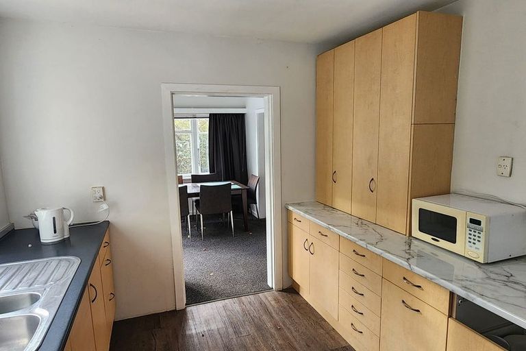 Photo of property in 90 Cuffs Road, Wainoni, Christchurch, 8061