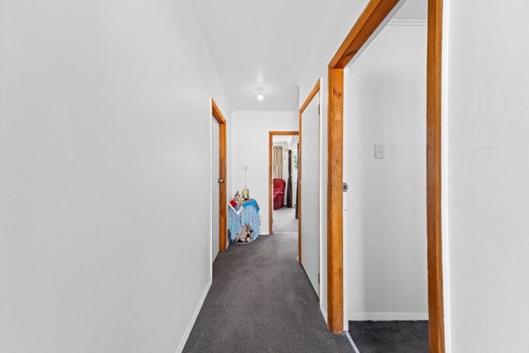 Photo of property in 66 Banks Street, Marfell, New Plymouth, 4310