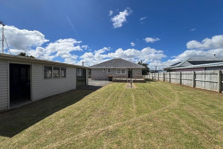 Photo of property in 6 Ashley Avenue, Mangere East, Auckland, 2024