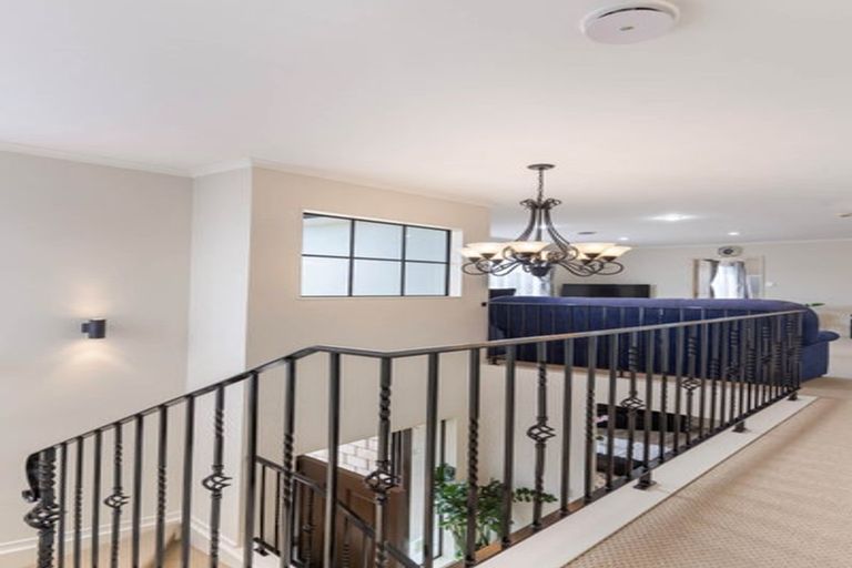 Photo of property in 16 Janway Avenue, Flat Bush, Auckland, 2016