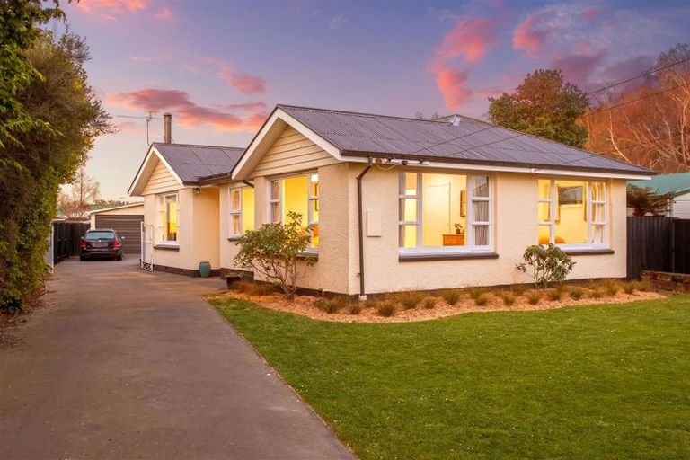 Photo of property in 14 Englefield Road, Belfast, Christchurch, 8051