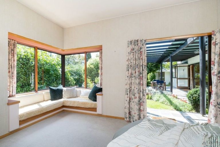 Photo of property in 3 Kopanga Road, Havelock North, 4130