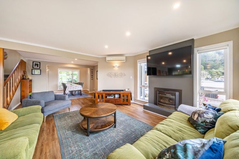 Photo of property in 473 Stokes Valley Road, Stokes Valley, Lower Hutt, 5019