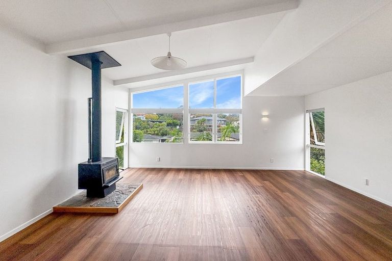 Photo of property in 23 Parkes Avenue, Saint Johns Hill, Whanganui, 4501