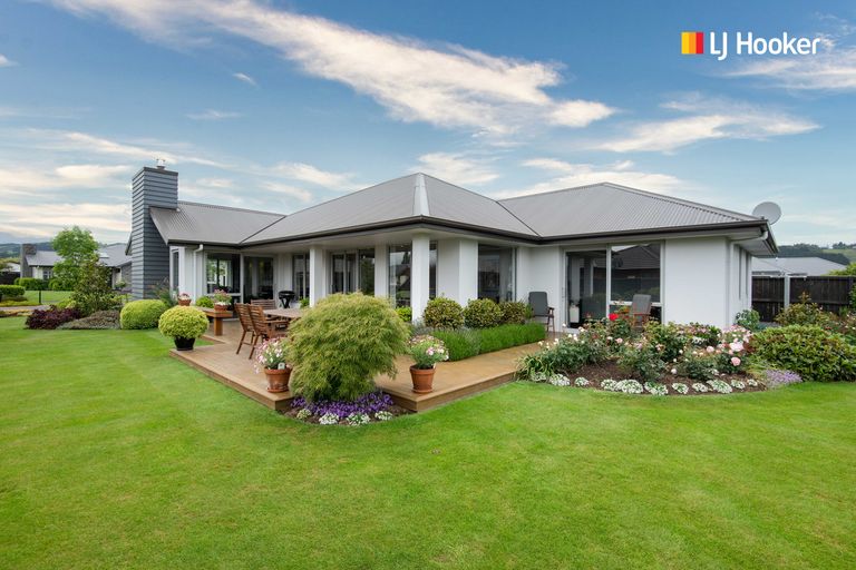 Photo of property in 16 Ayrshire Drive, Mosgiel, 9024
