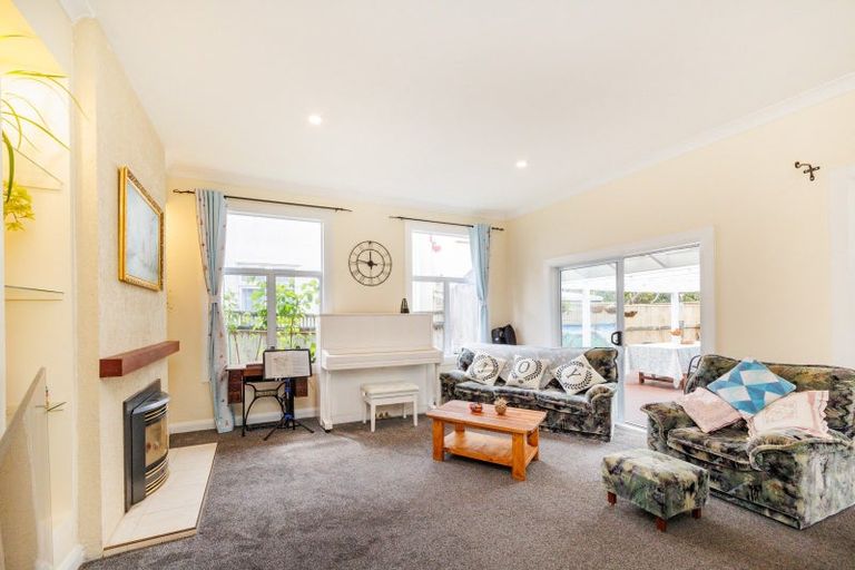 Photo of property in 442 College Street, Hokowhitu, Palmerston North, 4410
