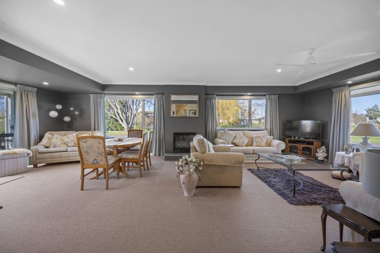 Photo of property in 1 Willow Drive, Taradale, Napier, 4112