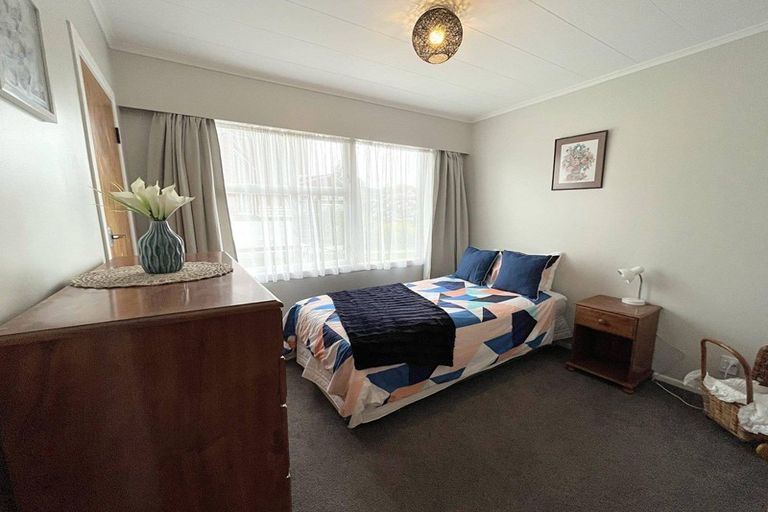 Photo of property in 2 Kotare Place, Tokoroa, 3420