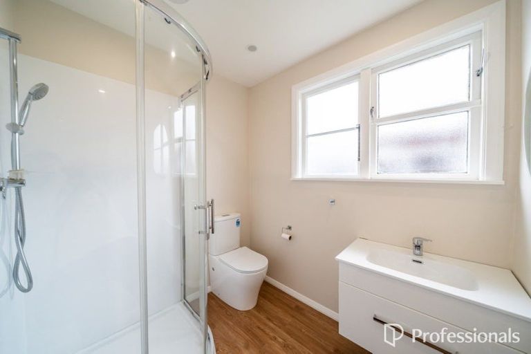 Photo of property in 45 Molesworth Street, Taita, Lower Hutt, 5011