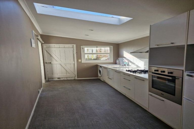 Photo of property in 101 Fulford Street, New Plymouth, 4310