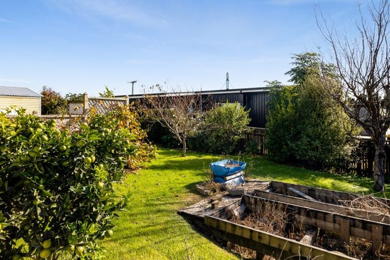 Photo of property in 2 Broadway, Waitara, 4320