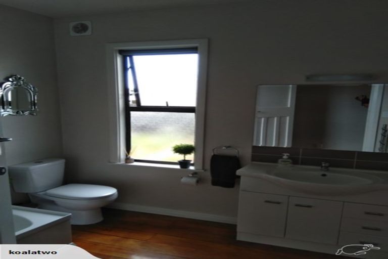 Photo of property in 74 Naples Street, Martinborough, 5711