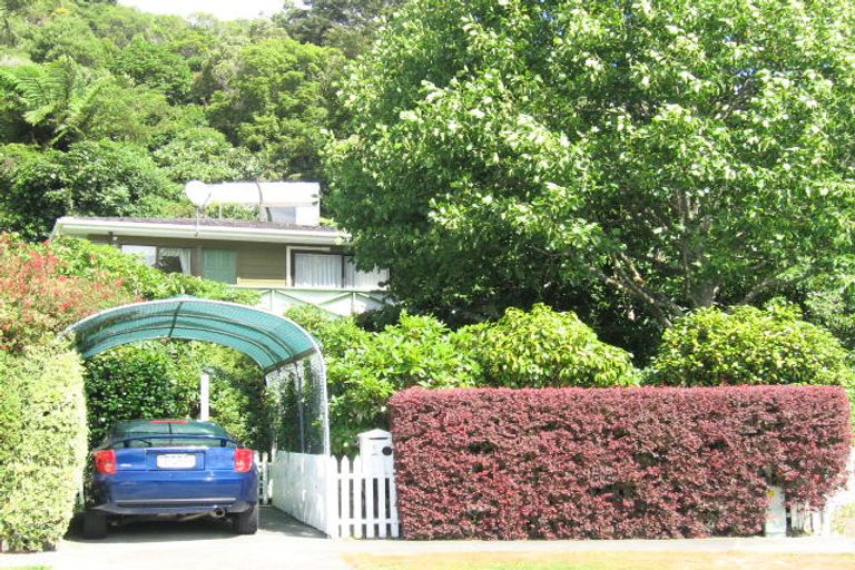 Photo of property in 16 Garnet Grove, Birchville, Upper Hutt, 5018
