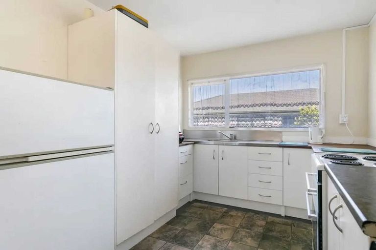 Photo of property in 93 Templeton Place, Clendon Park, Auckland, 2103