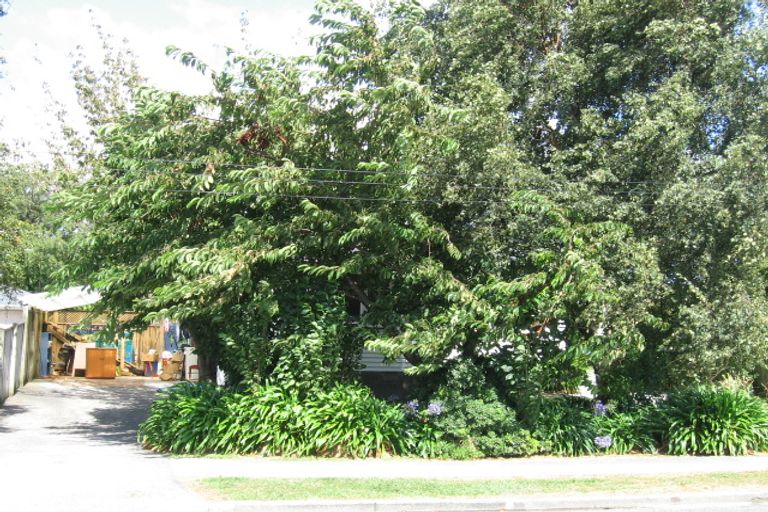 Photo of property in 1/21 Sheridan Crescent, Trentham, Upper Hutt, 5018