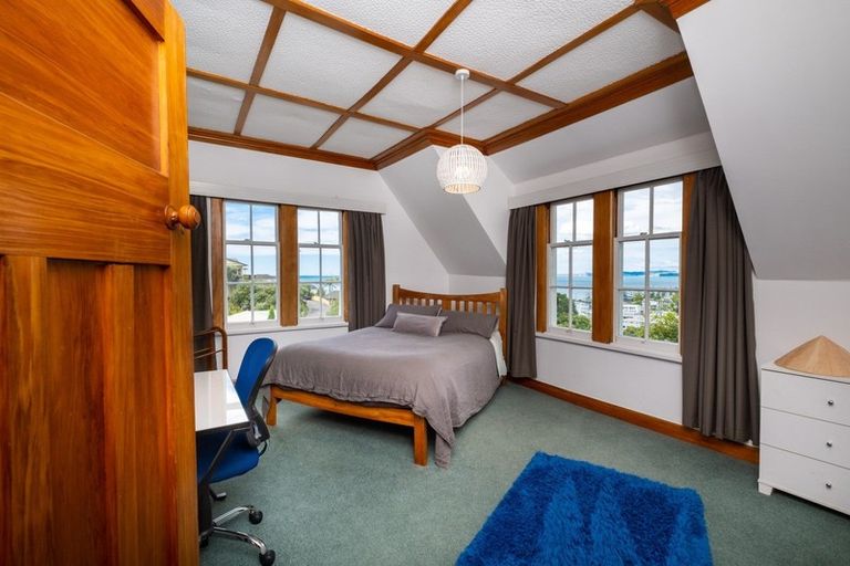 Photo of property in 11 Corry Avenue, Bluff Hill, Napier, 4110