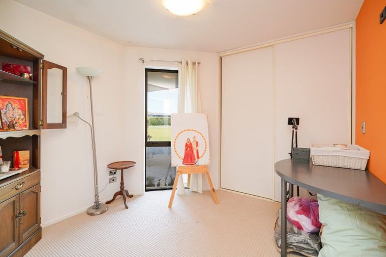 Photo of property in 28 Majestic Chance, Seaward Bush, Invercargill, 9812