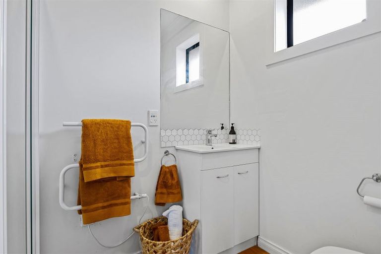 Photo of property in 8 Westburn Terrace, Burnside, Christchurch, 8041