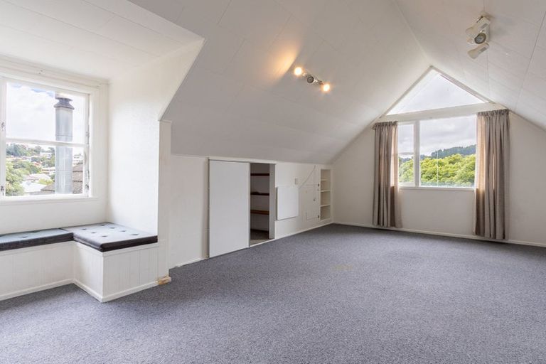 Photo of property in 15 Brazier Grove, Paraparaumu, 5032