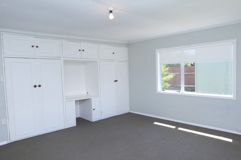 Photo of property in 22a Sussex Street, Levin, 5510