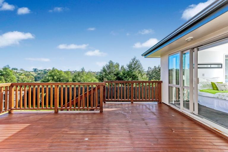 Photo of property in 87 Tiriwa Drive, Massey, Auckland, 0614
