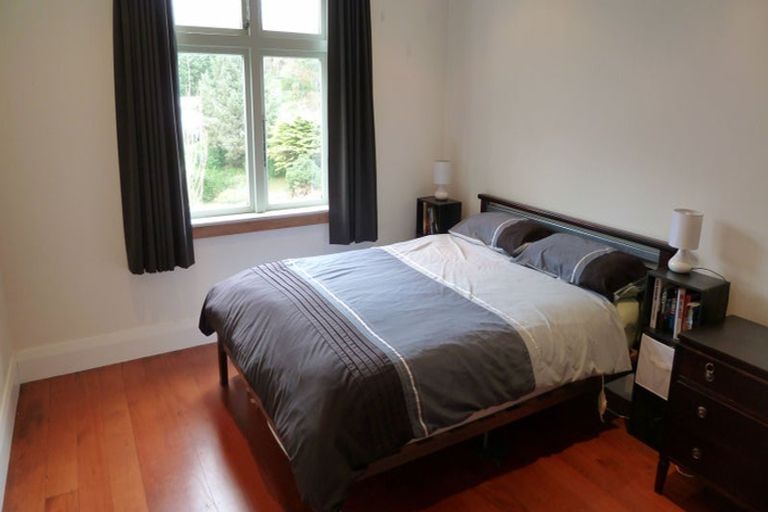 Photo of property in 29 Melrose Road, Island Bay, Wellington, 6023