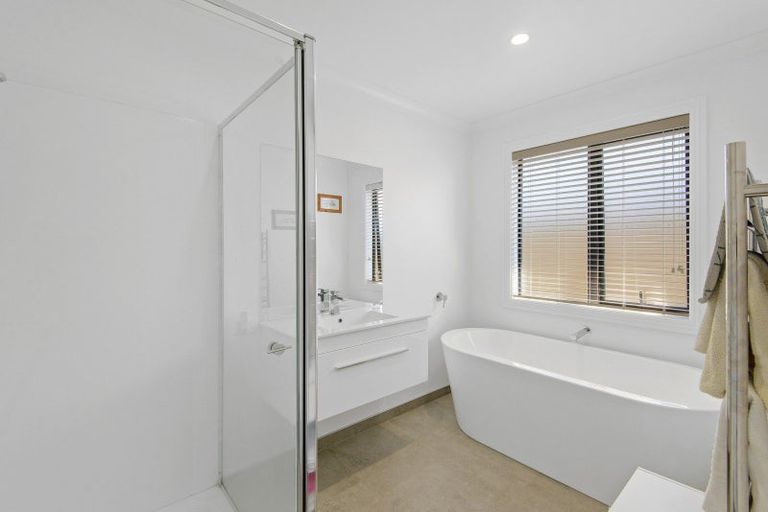 Photo of property in 2 Hickmott Street, Rangiora, 7400