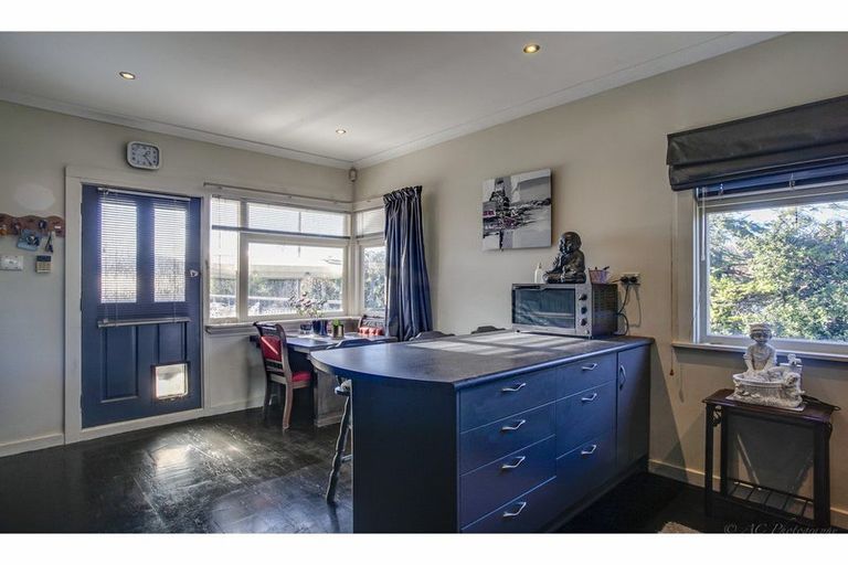 Photo of property in 229 North Street, West End, Timaru, 7910