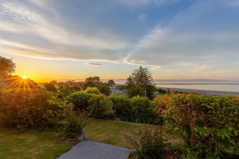 Photo of property in 11 Bisley Avenue, Moana, Nelson, 7011