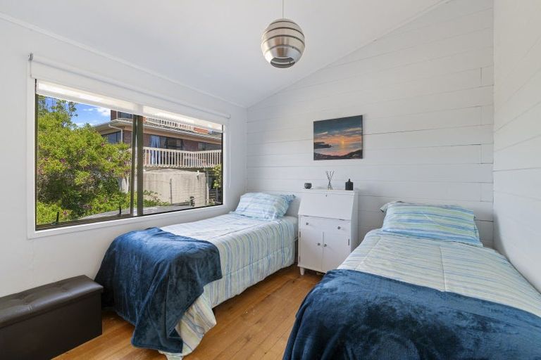 Photo of property in 1042 Whangaparaoa Road, Tindalls Beach, Whangaparaoa, 0930