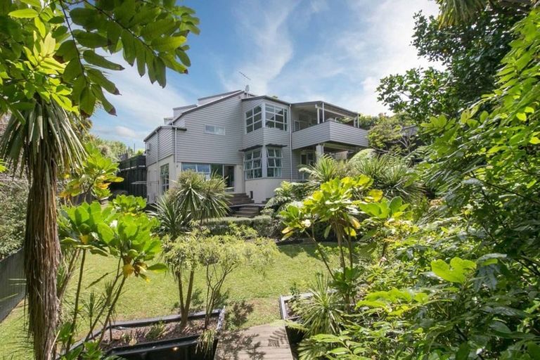 Photo of property in 1a Palmer Crescent, Mission Bay, Auckland, 1071