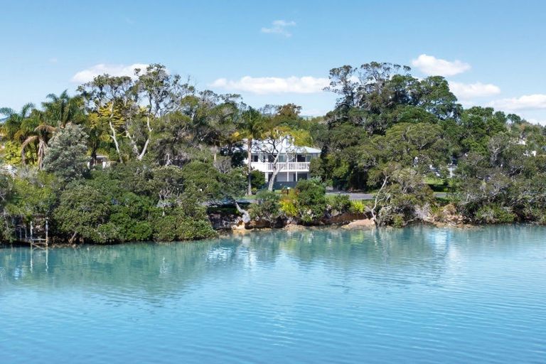 Photo of property in 25 Riverside Drive, Point Wells, Warkworth, 0986