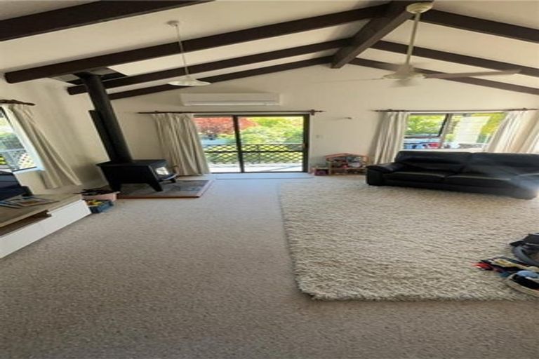 Photo of property in 1 Hunters Hill, Havelock North, 4130