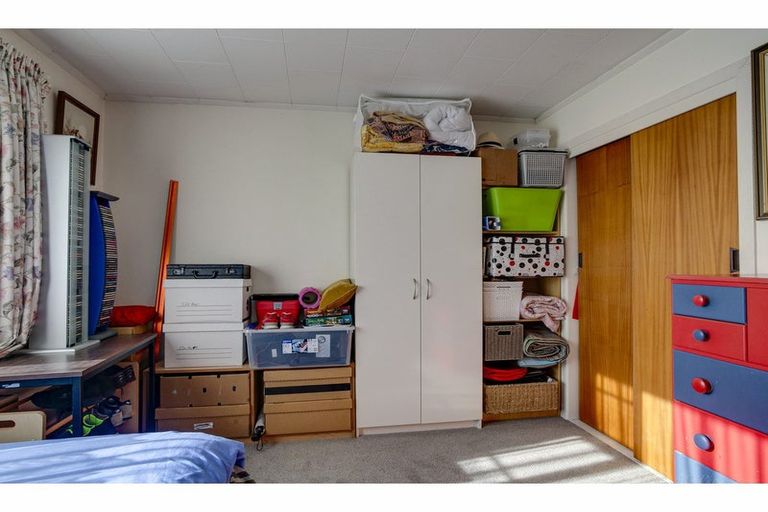 Photo of property in 2/90 Avenue Road, West End, Timaru, 7910