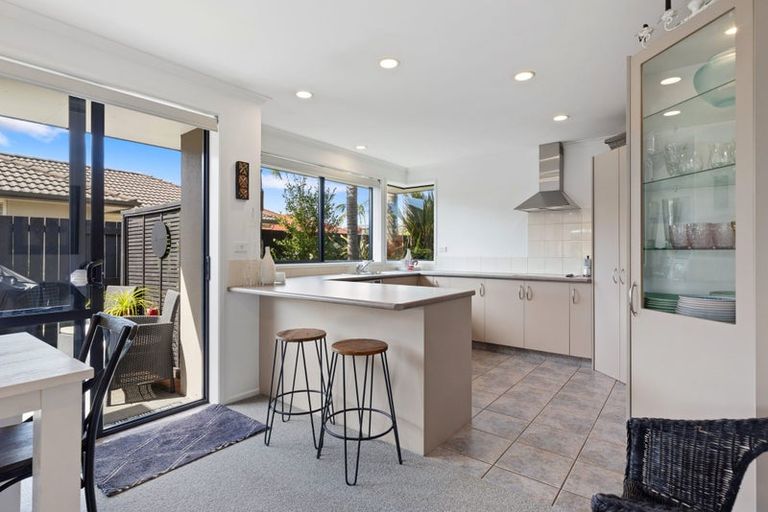 Photo of property in 19 Beachmere Place, Papamoa Beach, Papamoa, 3118