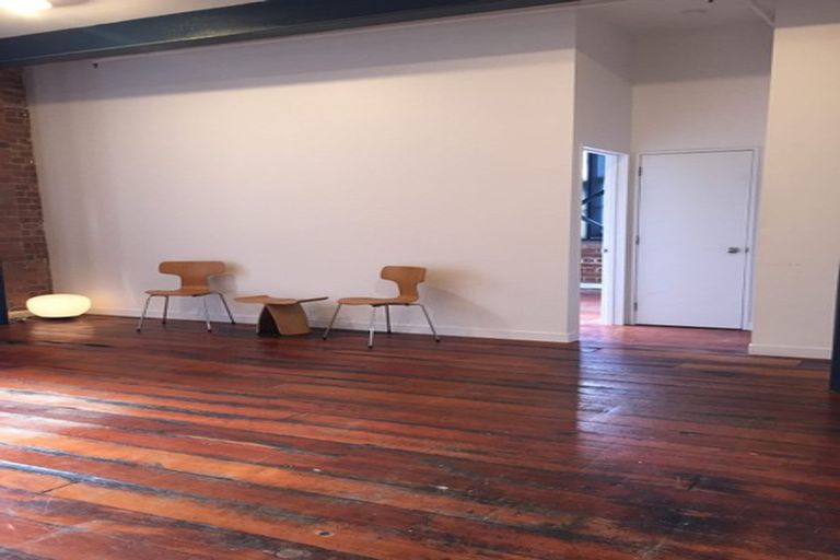 Photo of property in Hannahs Warehouse, 20/13 Leeds Street, Te Aro, Wellington, 6011