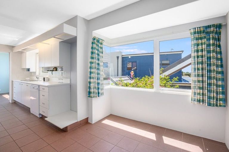 Photo of property in 34 Rosetta Road, Raumati South, Paraparaumu, 5032